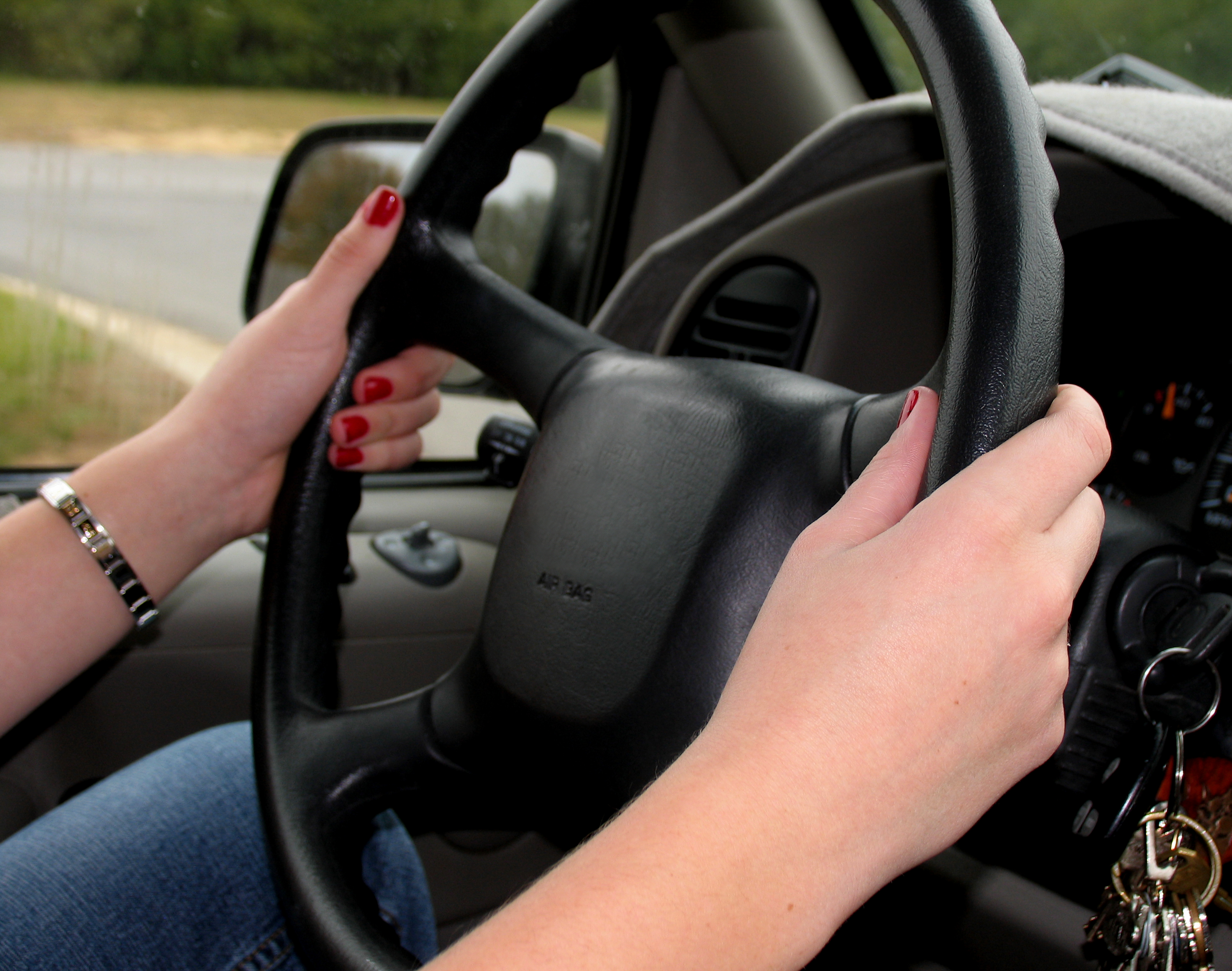 How to Help Keep Your Teen Driver Safe