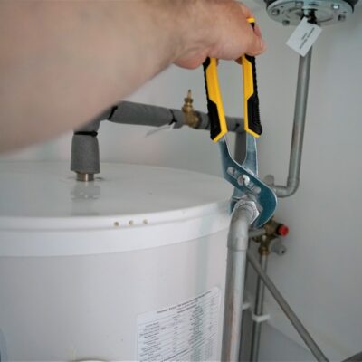 6 Water Heater Maintenance Tips a Plumber Will Give You