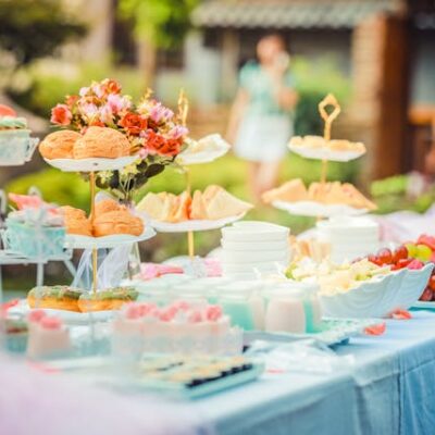 How To Host The Perfect Garden Party 