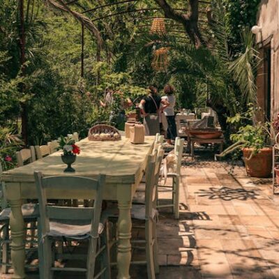 How to Design a Martha Stewart-Approved Backyard
